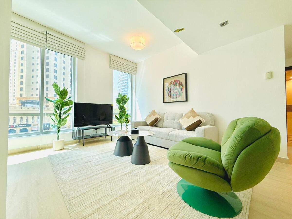 Vserve - 1 Bedroom Escape In The Heart Of Marina Apartment Dubai